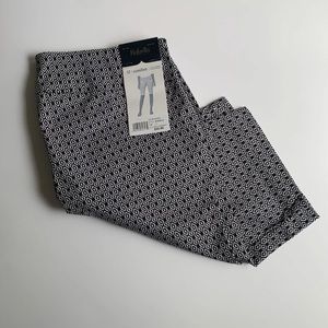 Rafaella womans bermuda Shorts size 12